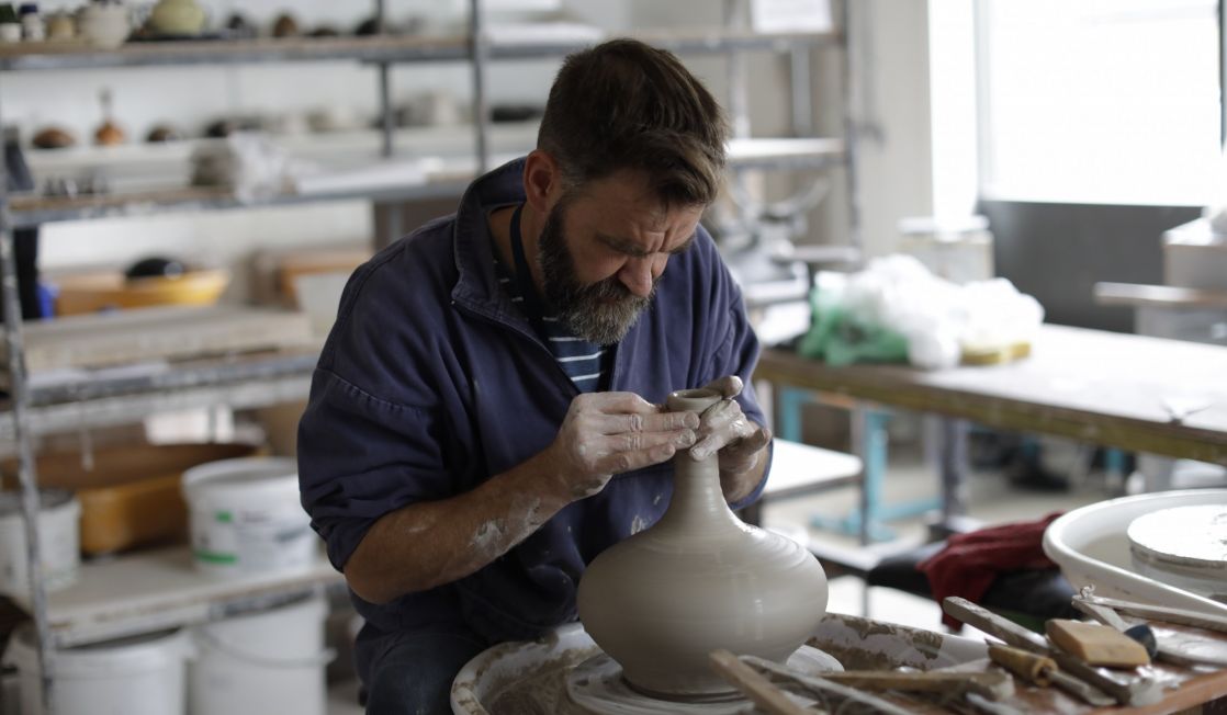 Duncan Ayscough masterclass. Photo Layton Thompson for Ceramic Review